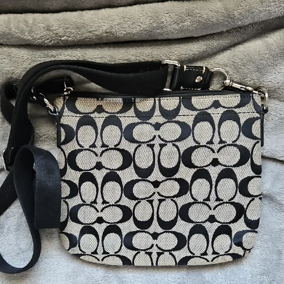 Coach Signature Black and Gray Crossbody Bag - Picture 3 of 5